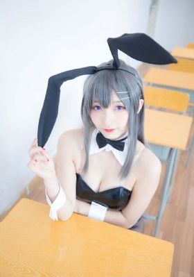 年轻的嫂子2在线